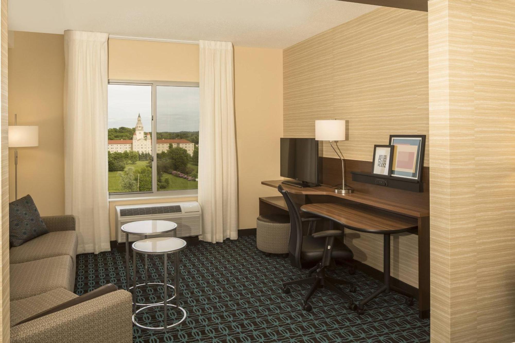 Fairfield Inn & Suites By Marriott Pittsburgh North/Mccandless Crossing McCandless Township Exteriör bild
