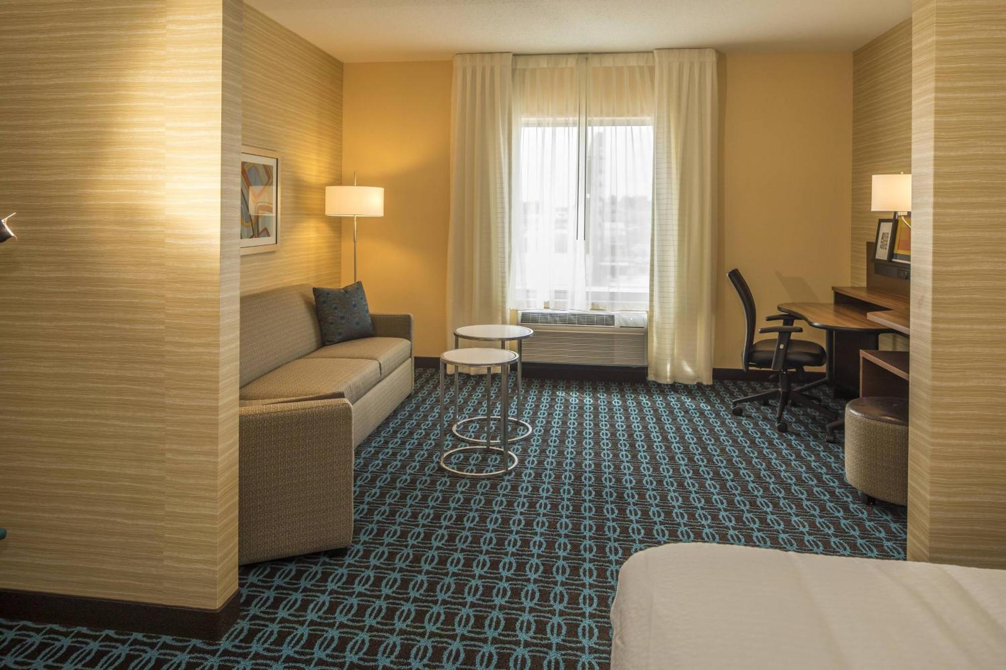 Fairfield Inn & Suites By Marriott Pittsburgh North/Mccandless Crossing McCandless Township Exteriör bild